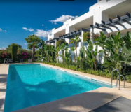 Квартира з 2 спальнями на першому поверсі в Оланьї 130 кв.м з терасою