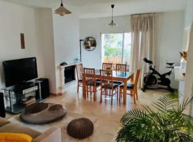 Простора квартира з терасою в Нуева Андалусія, 100 кв.м.