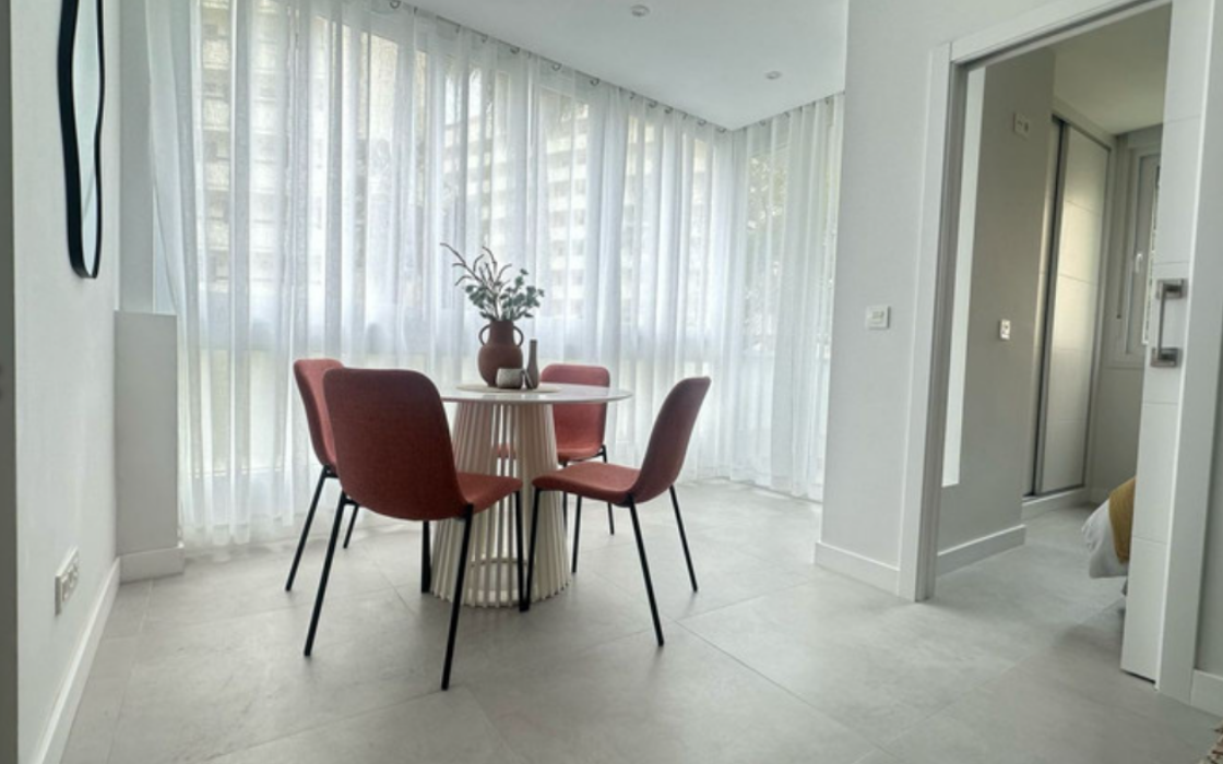 Квартира 34 кв.м с мебелью у моря в центре Марбельи