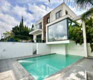 Современная вилла в Михас-Коста с террасой 420 кв.м.