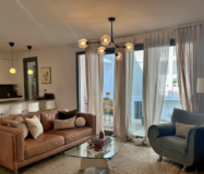 Современная квартира в центре Сан-Педро-де-Алькантары 95 кв.м с террасой