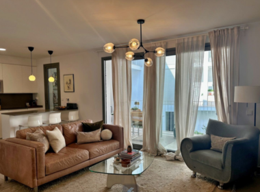 Сучасна квартира в центрі Сан-Педро-де-Алькантари 95 кв.м з терасою