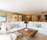 Дом с 2 спальнями в Нагуэлесе, Марбелья, с террасой 251 кв.м