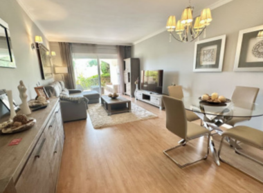 Просторная 3-комнатная квартира с террасой в Марбелье 164 кв.м