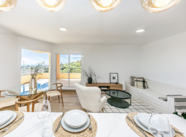 Квартира с террасой в Малаге 2 спальни 133 кв.м