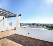 Двухэтажный пентхаус с панорамным видом в Эстепоне 110 кв.м