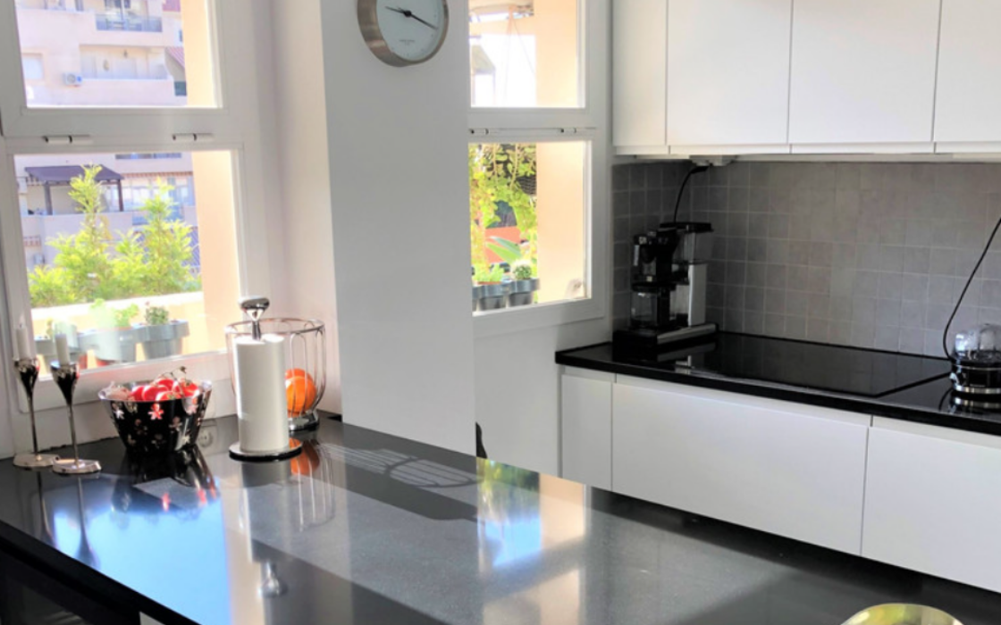 Стильная Квартира в Торрекебраде 73 кв.м у пляжа с террасой