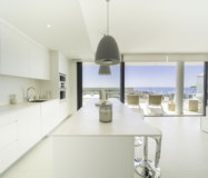 Апартаменты в Аликанте 83.86 кв.м с бассейном и лифтом