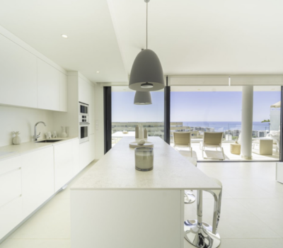 Апартаменти в Аліканте 83.86 кв.м з басейном та ліфтом