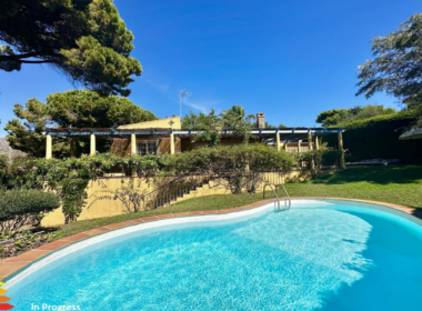 Вилла в Марбелье на Золотой Миле, 292 кв.м, уникальный стиль