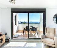 Люксовый пентхаус в Эстепоне с видом на море 110 кв.м