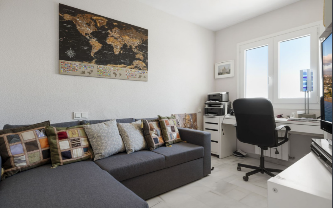 Прекрасный таунхаус в Лас-Гавиотас с террасой 134 кв.м