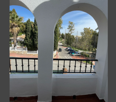 Таунхаус з терасою біля пляжу в Бенальмадені, 96 кв.м.